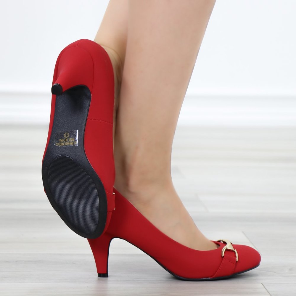 Red Vintage Style Round Toe Comfort Pumps - Picture 3 of 11